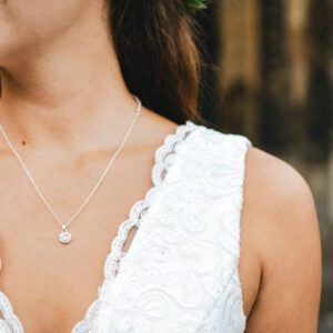 How to Selecting the Perfect Bridal Jewelry: Tips from Artemies Gems and Jewelry