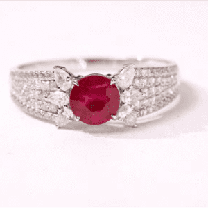 Chic Ruby Diamond Ring