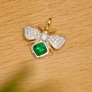 Honeybee Emerald Diamond Necklace