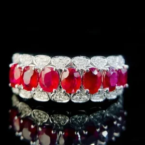 Ruby Luxe 18K Diamond Ring