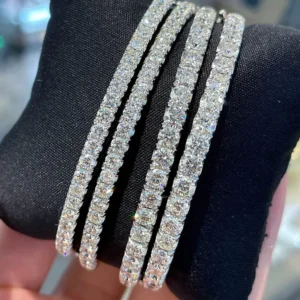 Artemies Luxe: Diamond Elegance Bracelet