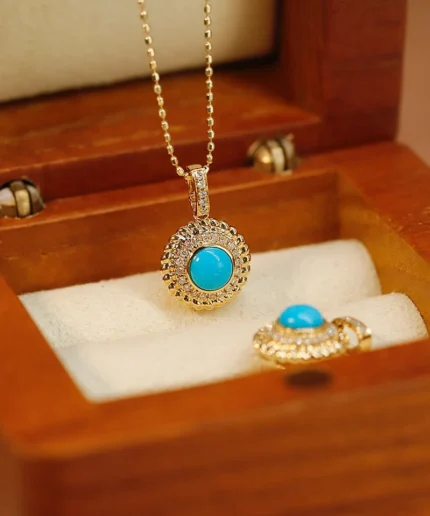 Vintage Turquoise Necklace & Earrings Set