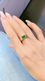 Yellow Gold Vintage Natural Emerald Diamond Ring - Image 5