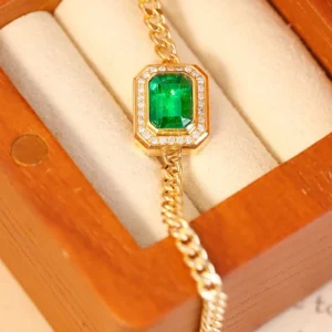 Yellow Gold Cuban Chain Emerald Bracelet