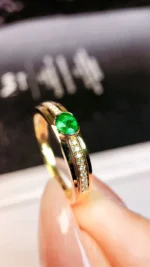 Artemies Enchanté: Emerald Whisper Ring - Image 2