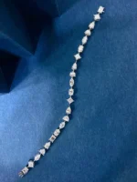 Elegant 18K White Gold 11 Carat Diamond Bracelet - Image 3