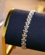 Roman Vintage 18K Two-Tone Gold Diamond Bracelet