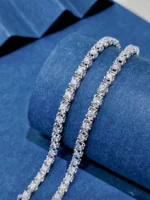 White Gold Diamond Bracelet with Classic Luxury Design - Image 4