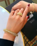 Elegant Yellow 18K Gold Diamond Bangle - Image 5