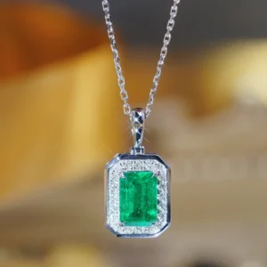 Emerald Frost 18K White Gold Diamond Pendant