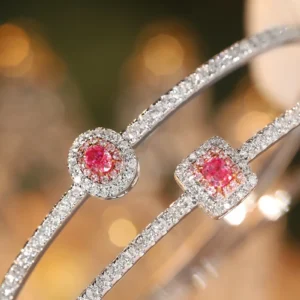 artemies-diamond-empress-bangle