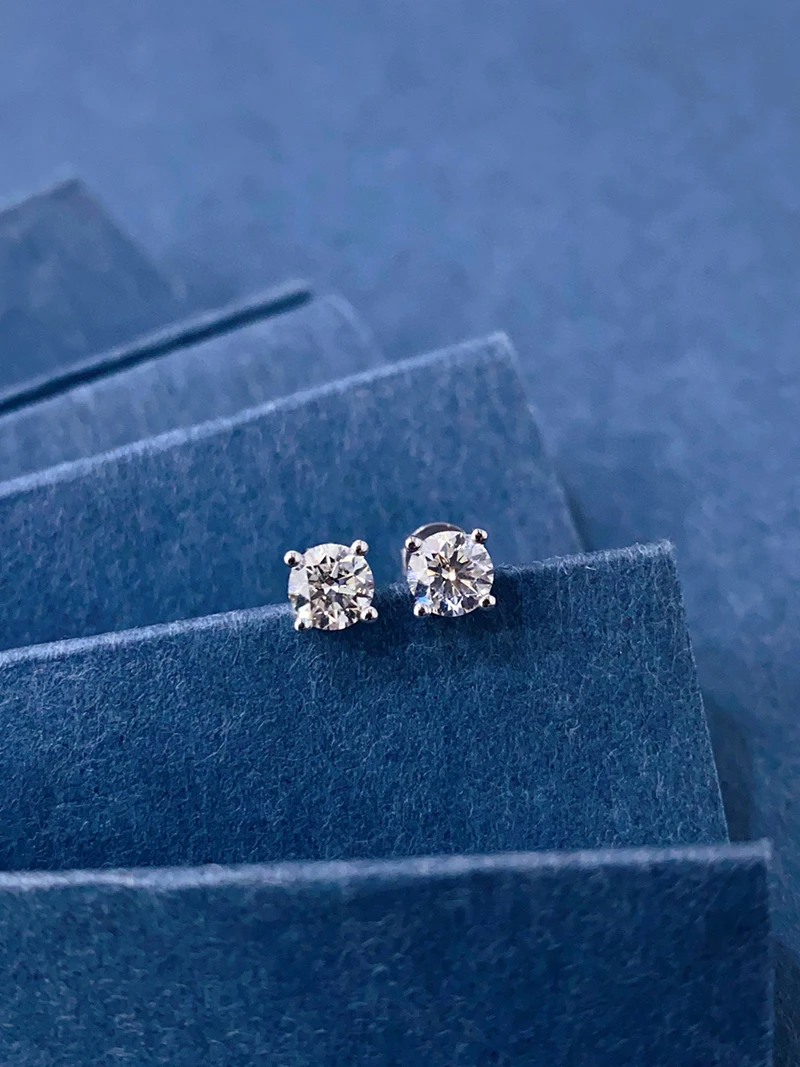 diamond stud diamond stud