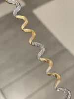 18k gold wave bracelet natural diamond - Image 2