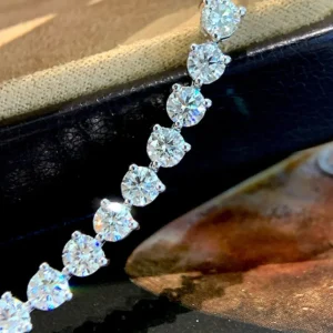 18K White Gold Diamond Bracelet